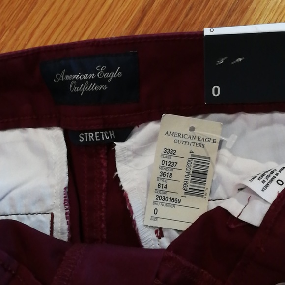 NWT American Eagle Burgandy shorts 0 - Picture 6 of 7